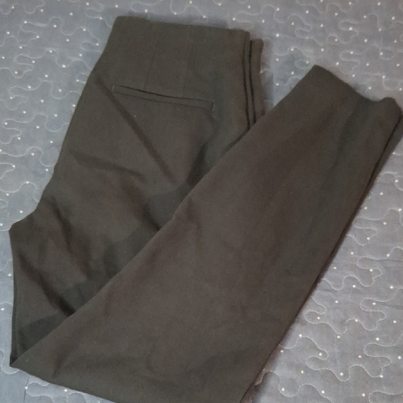 LOFT Pants - Loft High Waist Skinny Black Pants size 6